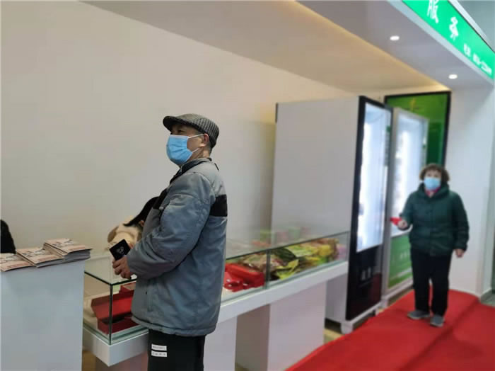 四川中青旅綿陽分社、綿陽市中旅假日旅行社、綿陽自來文化傳播有限公司24H自助售貨服務盛大開業(yè)