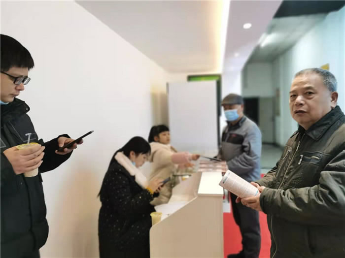 四川中青旅綿陽分社、綿陽市中旅假日旅行社、綿陽自來文化傳播有限公司24H自助售貨服務盛大開業(yè)