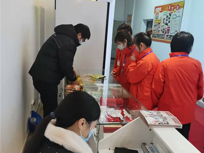 四川中青旅綿陽分社、綿陽市中旅假日旅行社、綿陽自來文化傳播有限公司24H自助售貨服務盛大開業(yè)